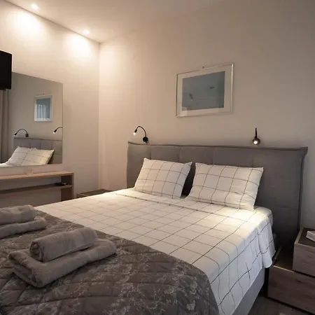 شقة Solonos Flat *