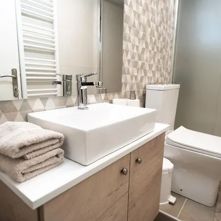 Solonos Flat アパート ヴォロス