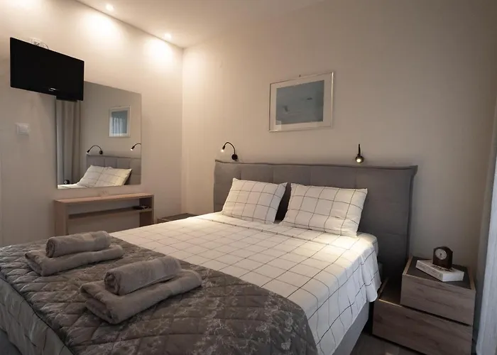 Апартаменты Solonos Flat *